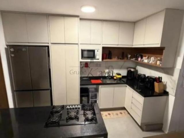 Apartamento 3 Dormitórios com Suíte | 71m² | 2 Vagas | Blue View