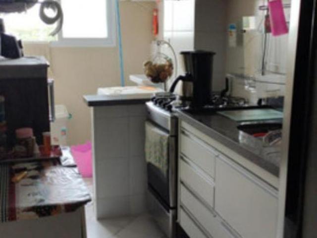 Apartamento / 3 dormitórios sendo 1 suíte / Sacada / Vila Tatetuba / 64m² / São José dos Campos
