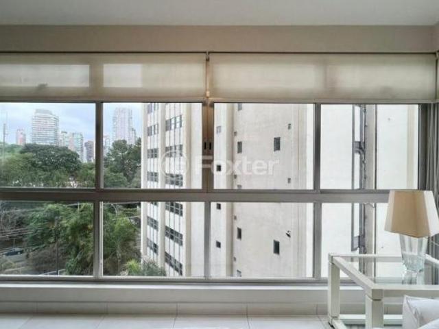 Apartamento, 3 dormitórios, 140 m², em Paraíso