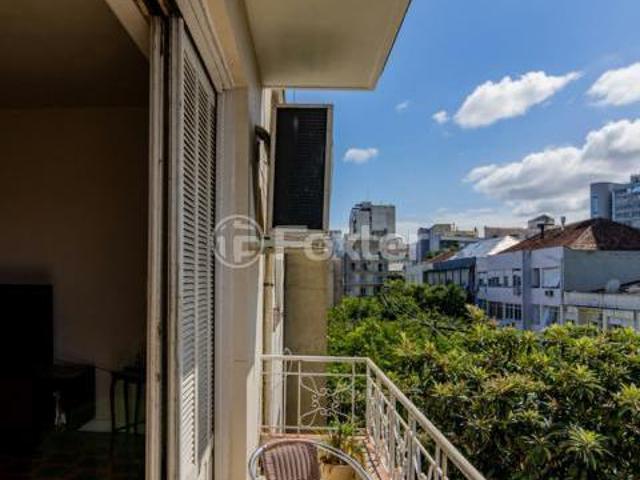 Apartamento, 3 dormitórios, 141 m², em Santana