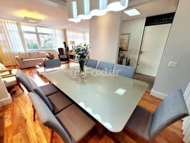 Apartamento, 3 dormitórios, 155 m², em Farroupilha