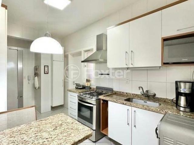 Apartamento, 3 dormitórios, 156.83 m², em Boa Vista