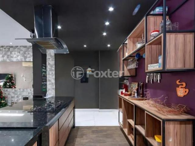 Apartamento, 3 dormitórios, 160 m², em Santa Cecília