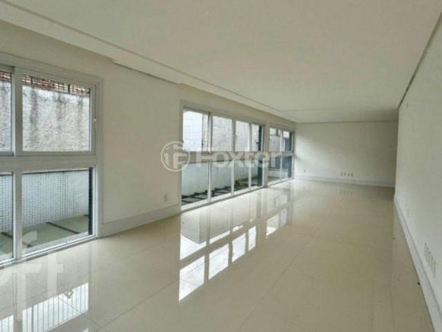 Apartamento, 3 dormitórios, 190 m², em Vila Assunção