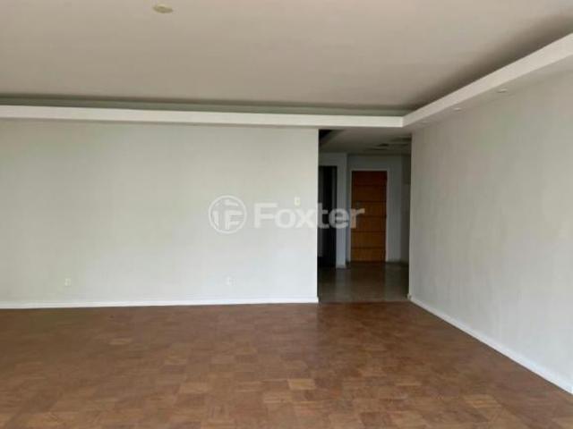 Apartamento, 3 dormitórios, 195 m², em Perdizes