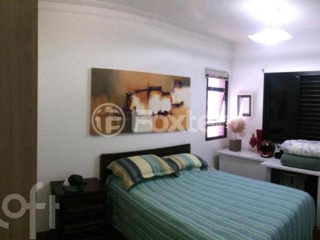 Apartamento, 3 dormitórios, 100 m², em Saúde