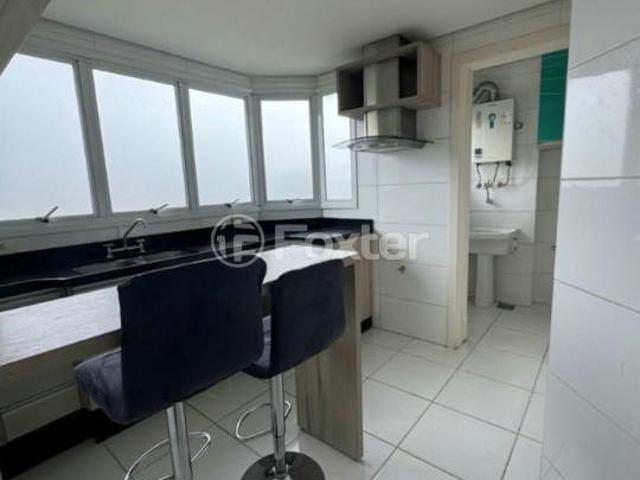 Apartamento, 3 dormitórios, 101 m², em São João