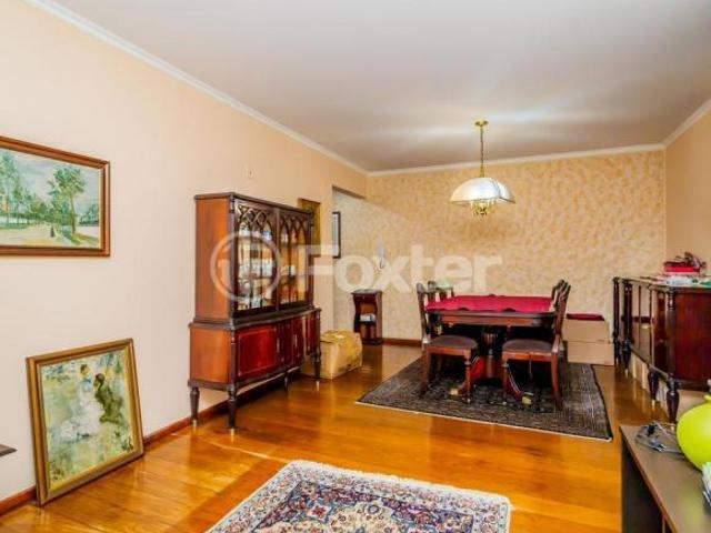 Apartamento, 3 dormitórios, 102 m², em Floresta