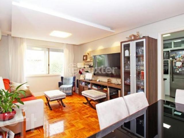 Apartamento, 3 dormitórios, 104.74 m², em São João