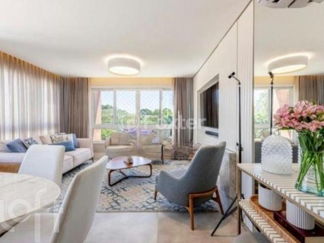 Apartamento, 3 dormitórios, 105.73 m², em Boa Vista