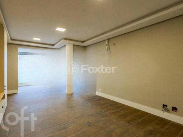 Apartamento, 3 dormitórios, 108.71 m², em Petrópolis