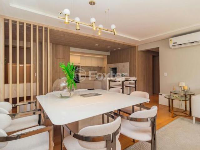 Apartamento, 3 dormitórios, 114 m², em Três Figueiras