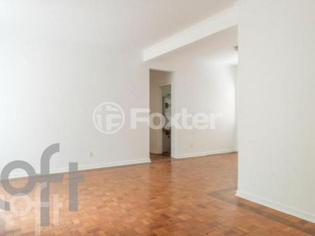 Apartamento, 3 dormitórios, 130 m², em Cerqueira César