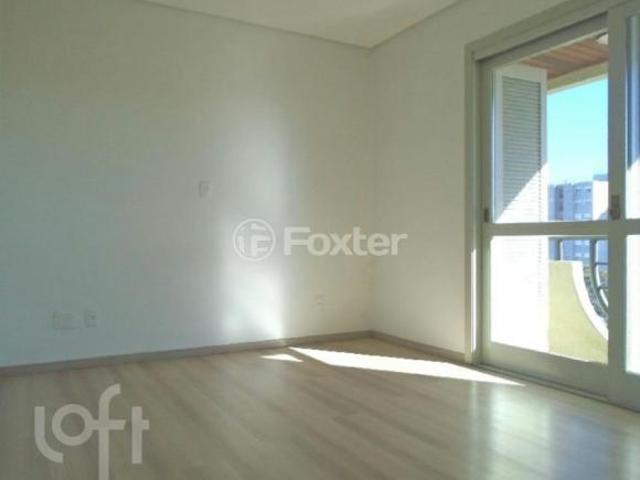 Apartamento, 3 dormitórios, 137 m², em Bela Vista