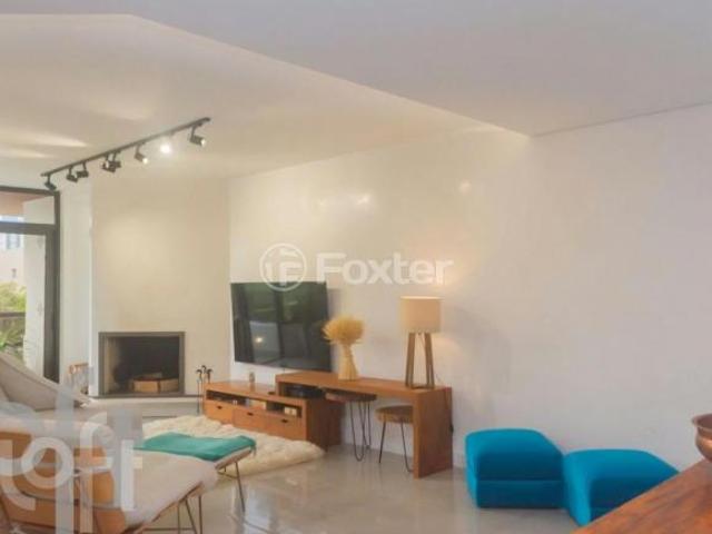 Apartamento, 3 dormitórios, 135 m², em Santo Amaro