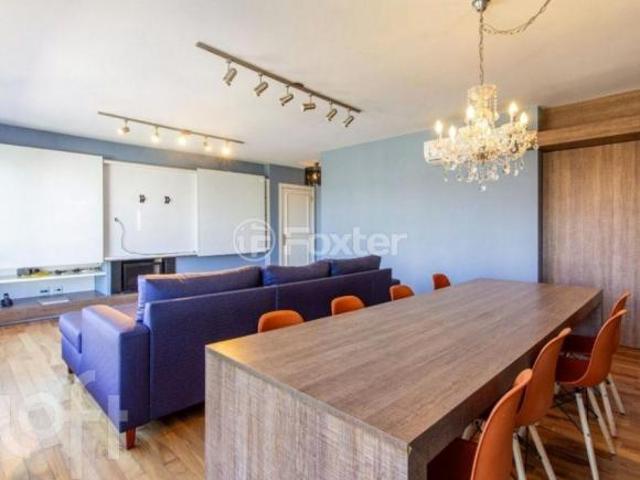 Apartamento, 3 dormitórios, 136 m², em Auxiliadora