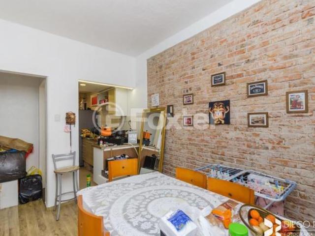 Apartamento, 3 dormitórios, 139.74 m², em Partenon