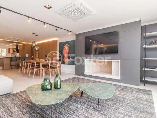 Apartamento, 3 dormitórios, 250.48 m², em Vila Conceição