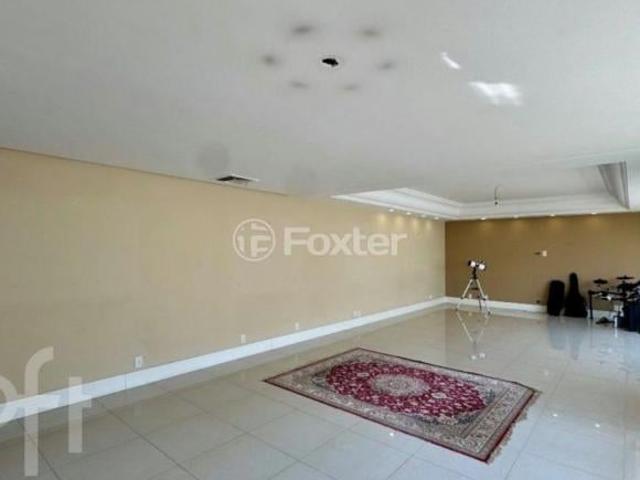Apartamento, 3 dormitórios, 283 m², em Floresta