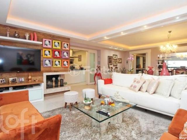 Apartamento, 3 dormitórios, 200.07 m², em Cristal