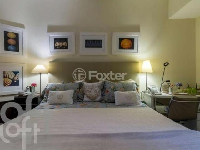 Apartamento, 3 dormitórios, 520 m², em Real Parque