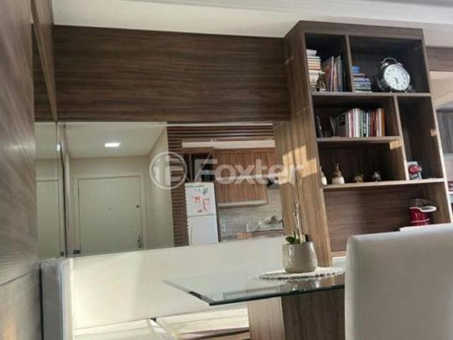 Apartamento, 3 dormitórios, 64 m², em Centro