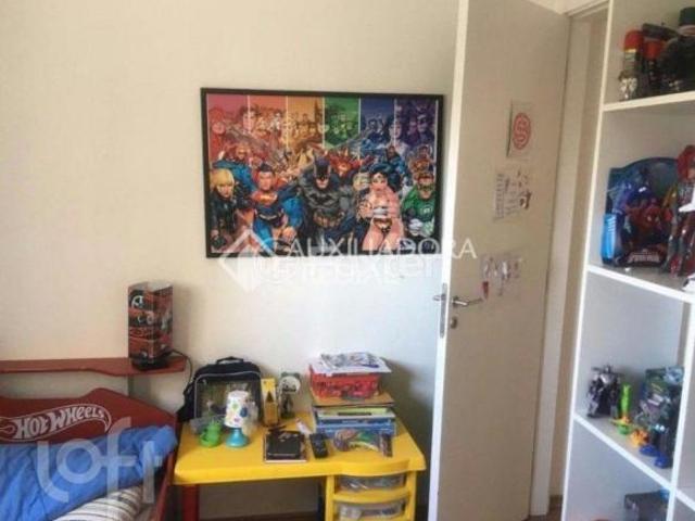 Apartamento, 3 dormitórios, 69.7 m², em Passo da Areia