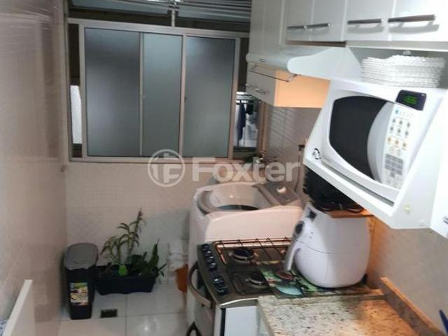 Apartamento, 3 dormitórios, 61 m², em Vila Regina
