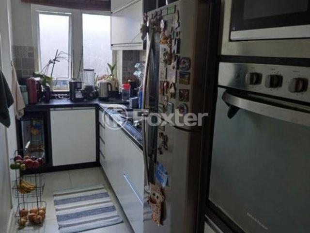 Apartamento, 3 dormitórios, 77.19 m², em Passo da Areia
