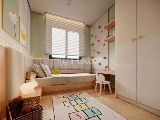 Apartamento, 3 dormitórios, 79 m², em Centro
