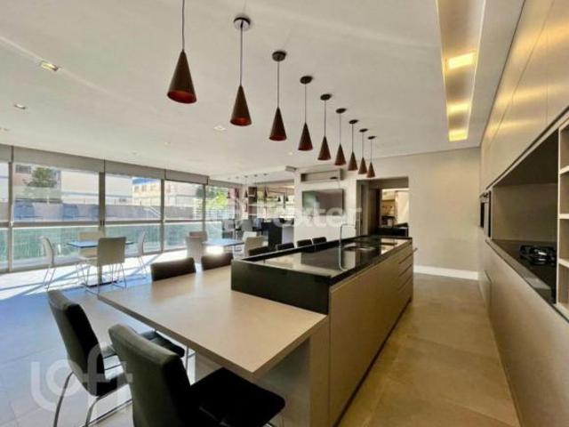 Apartamento, 3 dormitórios, 82.15 m², em Passo da Areia