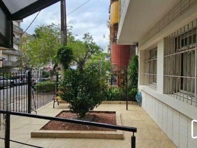 Apartamento 3 dorms à venda Rua Felipe Camarão, Rio Branco Porto Alegre