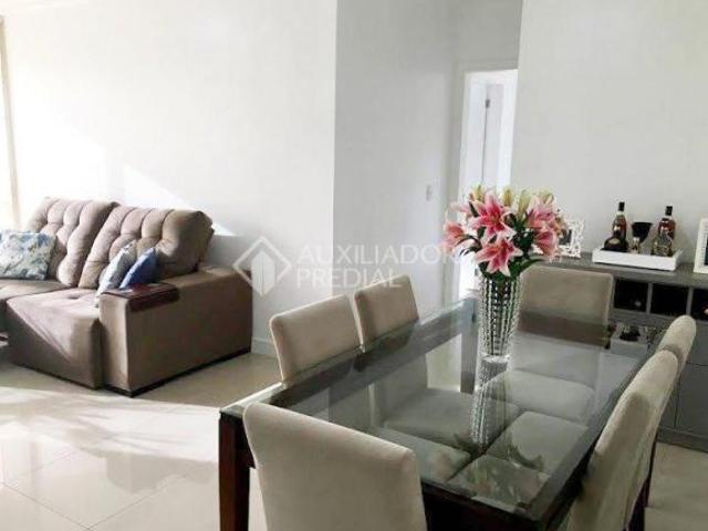 Apartamento 3 quartos, 1 suíte prédio com infraestrutura, 2 vagas de garagem bairro higianópolis