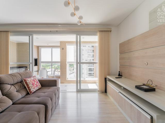 Apartamento 3 Quartos Cristo Rei 113m²