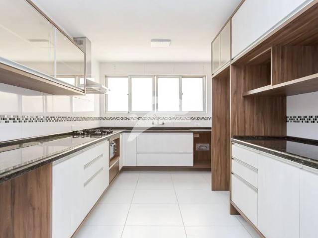 Apartamento 3 Quartos Agua Verde 100m²