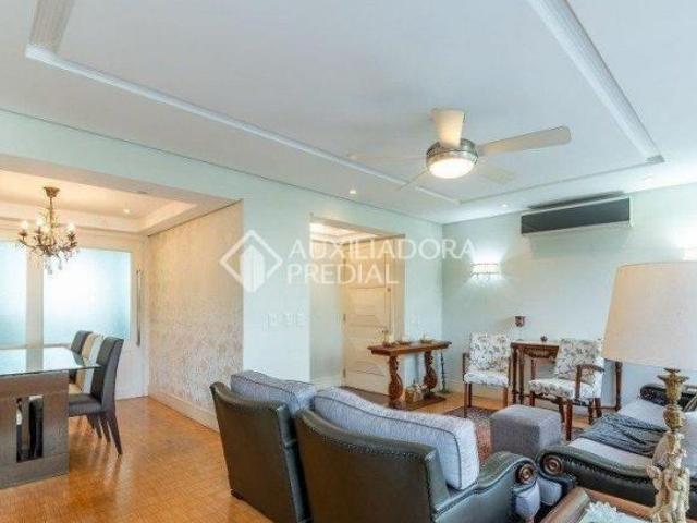 Apartamento 3 quartos dormitórios no Moinhos