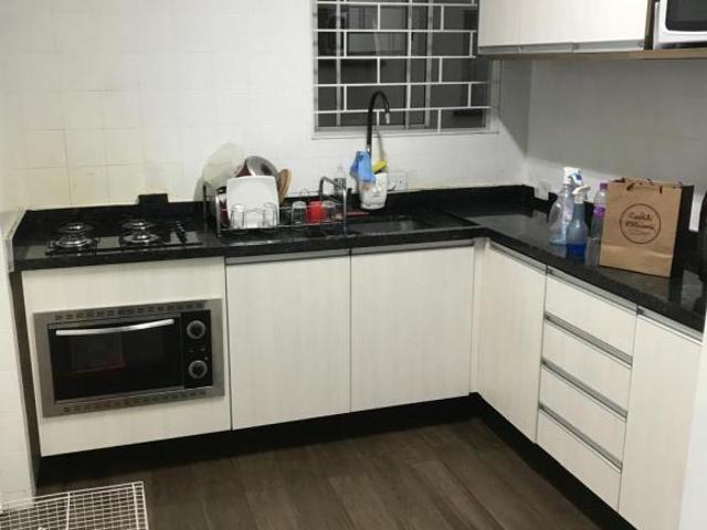 APARTAMENTO, 3 QUARTOS E 1 VAGA DE GARAGEM NO GUAÍRA