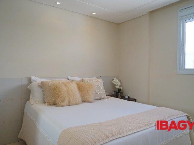 Apartamento 3 Quartos Ingleses 360m²