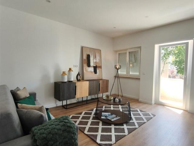 Apartamento, 3 quartos, Lisboa, Benfica m² Benfica