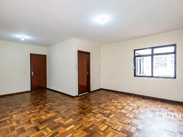 Apartamento 3 Quartos Mercês 124m²