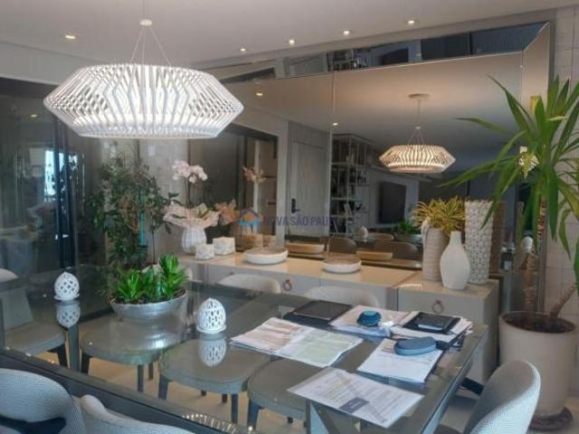 Apartamento 3 quartos sendo 3 suítes e 4 vagas de garagem