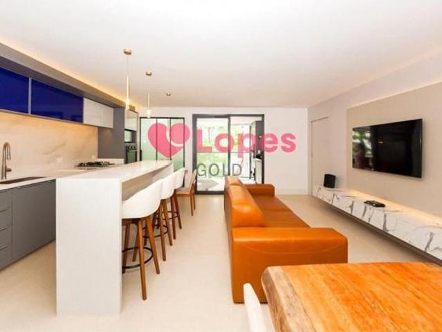 Apartamento 3 quartos sendo 1 suíte, 2 vagas paralelas, muito bem mobiliado Água Verde