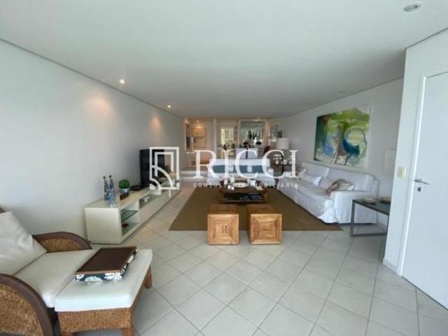 Apartamento 3 suítes à venda em Pitangueiras, Guarujá