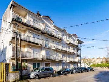 Apartamento T3 c/garagem