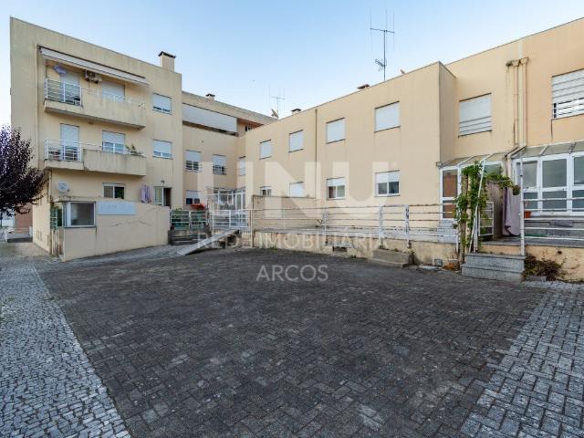 Apartamento t3 0m² Parada e Sendim da Ribeira