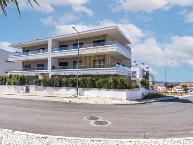 Apartamento T3 + 1 c/ Terraço Encosta do Sol Caldas da Rainha