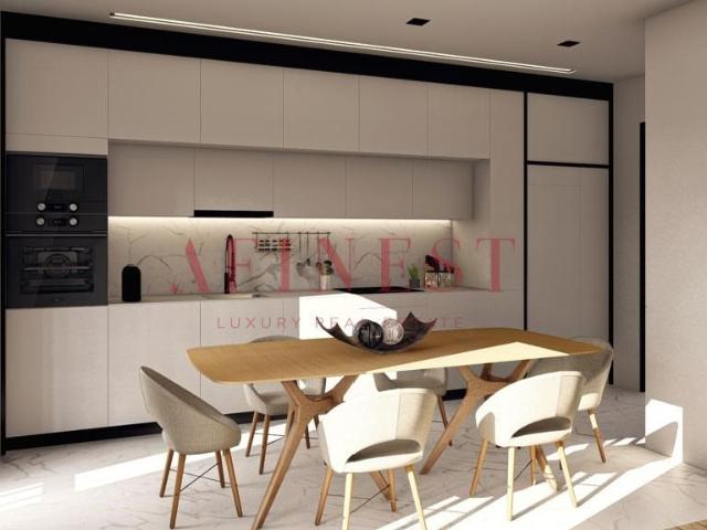 Apartamento T3 + 1 Duplex em condominio fechado no Estoril 242m² Cascais e Estoril