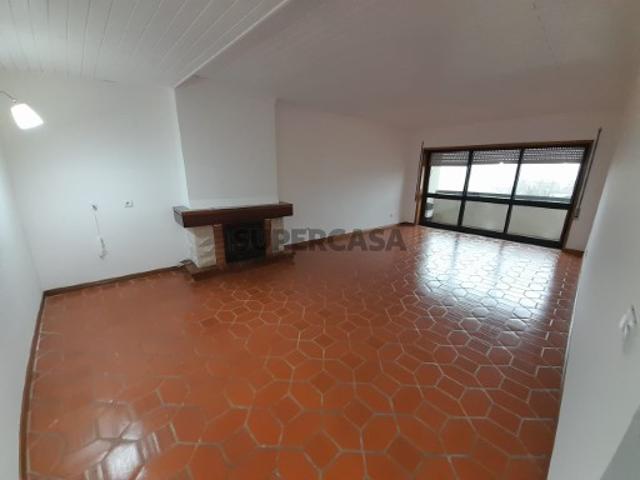 APARTAMENTO T3
