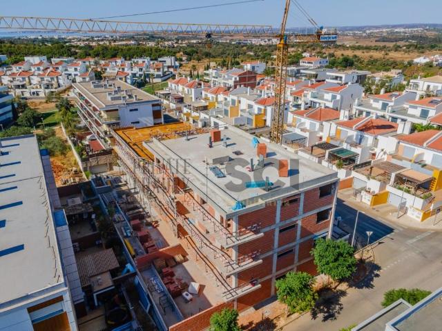 Apartamento T3, 2 lug. Parqueamento e terraço em Portimão 106m² Portimão