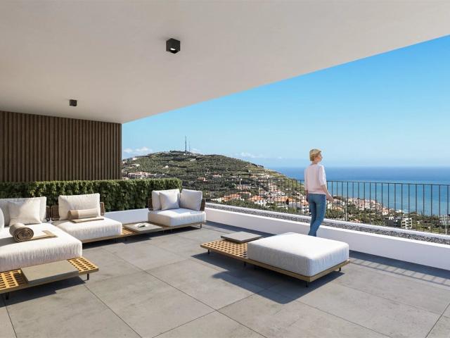 Apartamento T3 2 suites com vistas deslumbrantes para o o. 163m² Câmara De Lobos